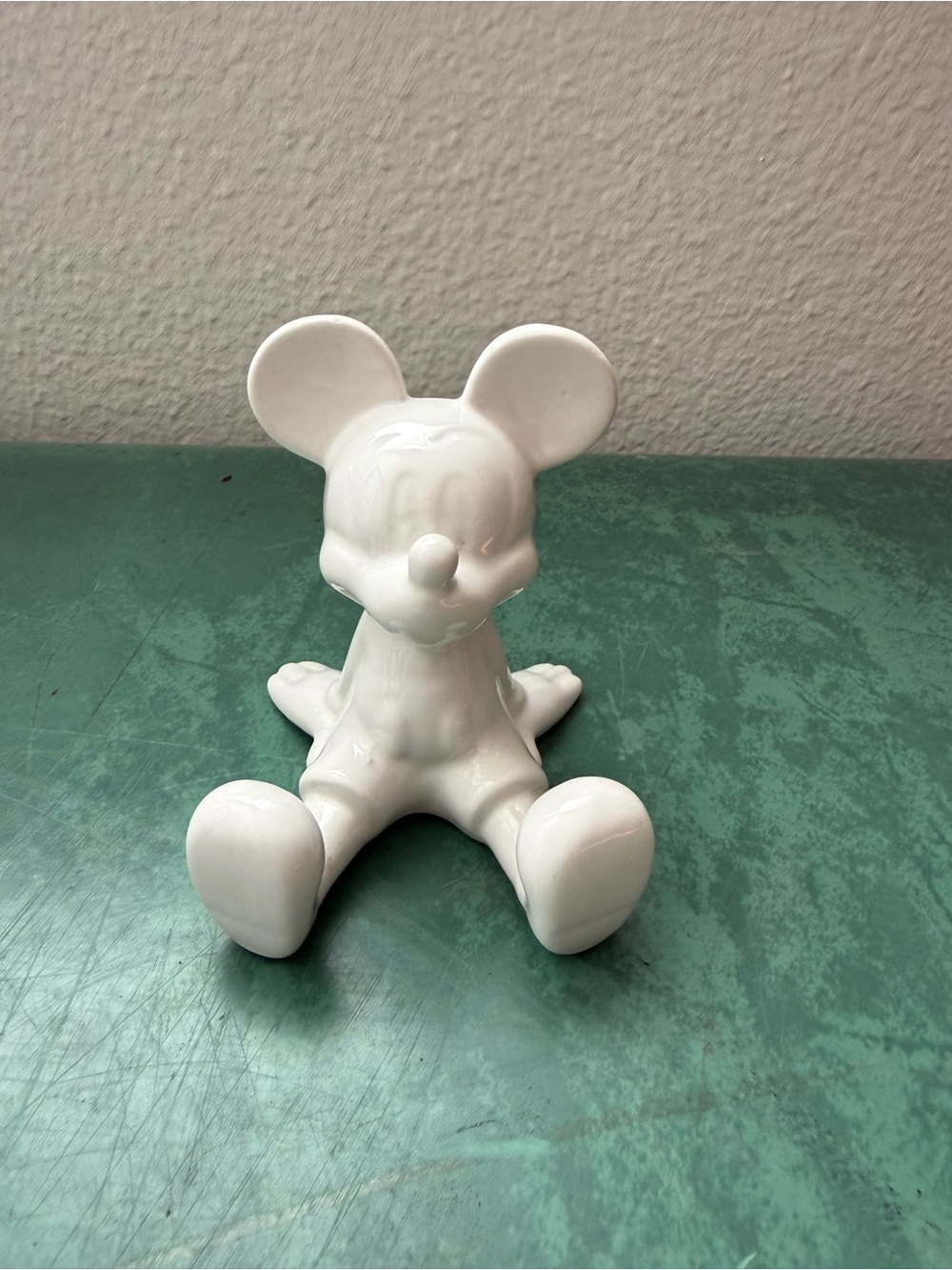 White Ceramic Mickey Mouse Salr Shaker Figurine - Cute Sitting Pose